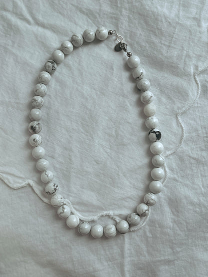 Peaceful day howlite necklace