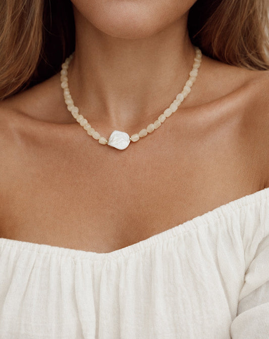 Soft era - necklace (yellow jade)