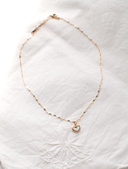An open heart attracts miracles - necklace