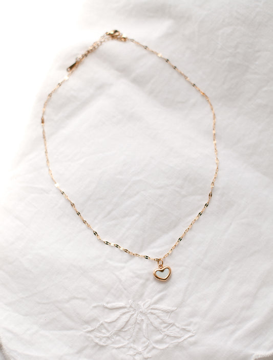 An open heart attracts miracles - necklace
